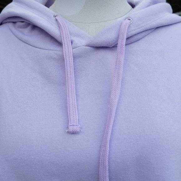 Cropped Embroidered Lavender Sweater - Picture 5 of 6